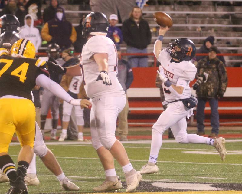 Rochester's Eli Carlson throws a pass against St. Laurence during the Class 4A State football championship on Friday, Nov, 24, 2023 at Hancock Stadium in Normal.