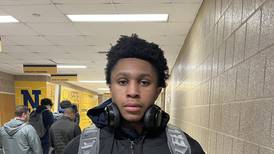 Dshaun Bolden, Oswego East turn it around against Downers Grove North in second half, move to regional final