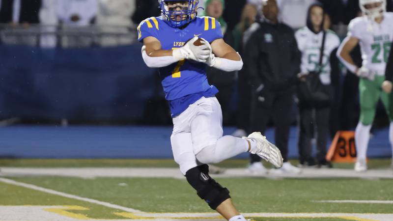 Listen: Illinois high school football recaps for Round 1 of the playoffs