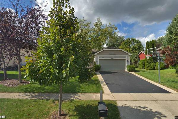 Algonquin: Single-family home sells for $410,000