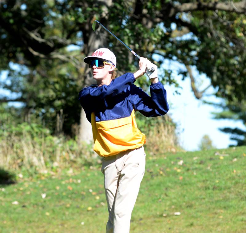 Polo's Jackson Willis watches his drive at the 1A Lanark Regional at Lake Carroll Golf Course on Wednesday, Oct. 2, 2024.