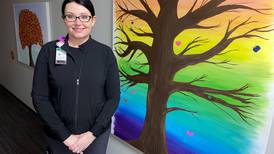 Morris Hospital Radiation Therapy Center creates Tree of Hope for patients