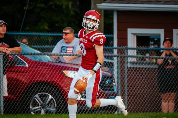 Curran twins hope to ‘go out on a high note,’ help restore Hall’s tradition  