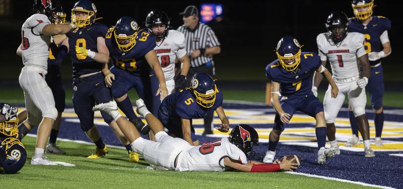 Metamora’s Stephen Petri dives but comes up short for a TD against Sterling Friday, Aug. 30, 2024 at Sterling High School.
