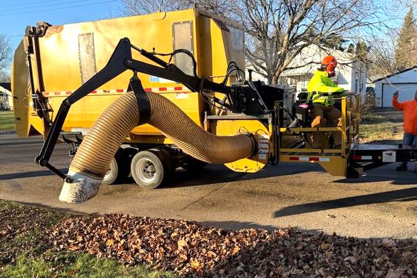 City of Oregon to start vacuuming leaves next week