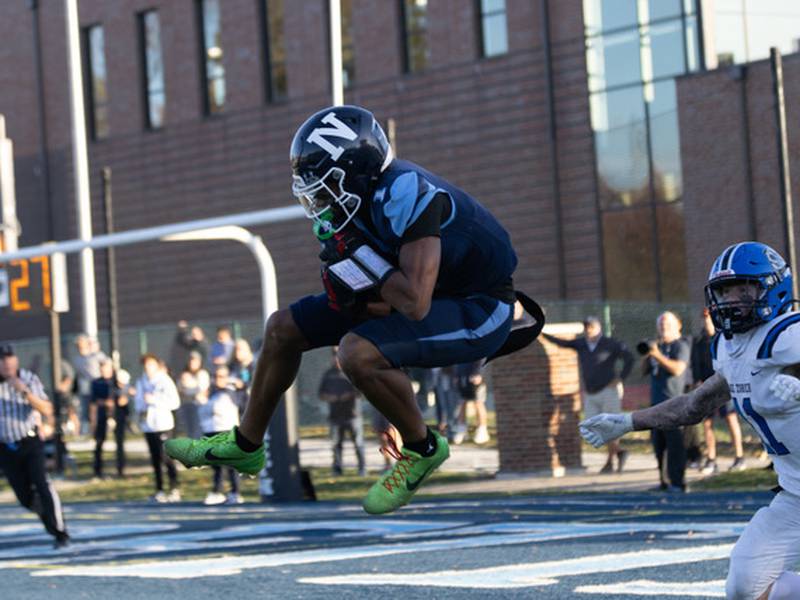 Nazareth scores twice in final 3 minutes to rally past Lake Zurich, into 6A semifinals