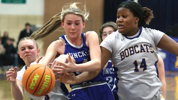 Photos: Somonauk/Leland girls basketball hosts Hinckley-Big Rock