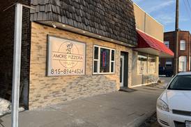 Where to find the best pizza in the Illinois Valley