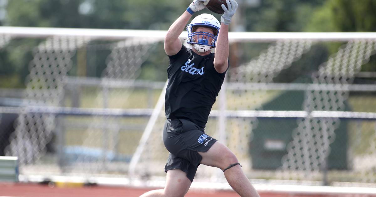 live-coverage-week-2-lake-zurich-vs-st-charles-north-football