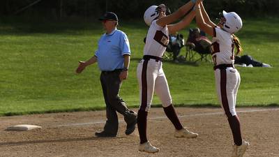Photos  Richmond-Burton defeats Marengo in KRC girls softball