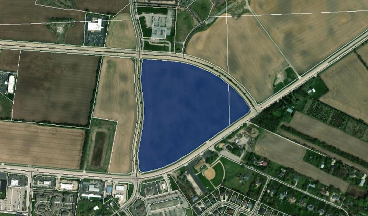 The 43.54-acre site for the proposed Costco in Yorkville is located at the northwest corner of Veterans Parkway and Countryside Parkway in the “Yorkville Crossing” development area.