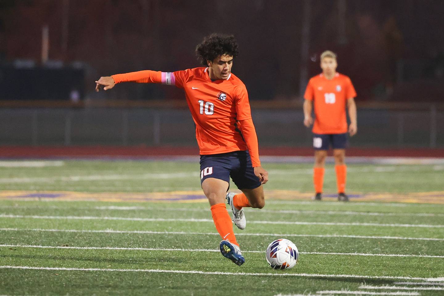 Romeoville’s Demian Martinez takes the deep shot against Edwardsville in the Class 3A Bloomington Super-Sectional on Tuesday.