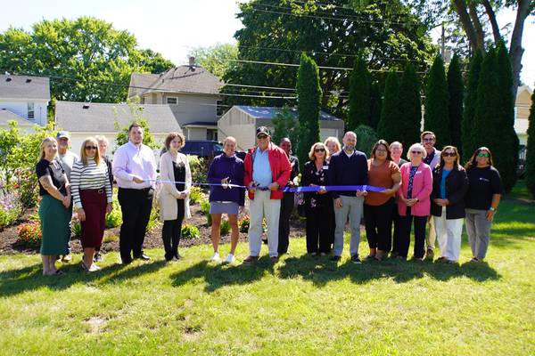 Ribbon-cutting held Aug. 26 for Diane McNeilly Memorial Garden in Rochelle