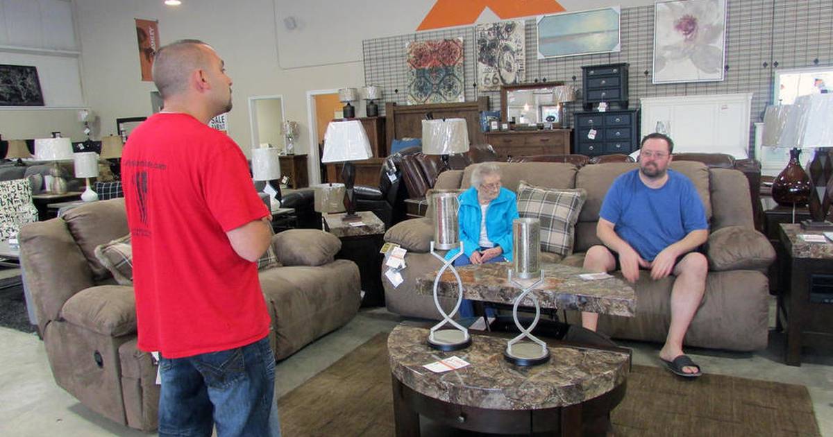 Curly’s Furniture opens DeKalb store Shaw Local
