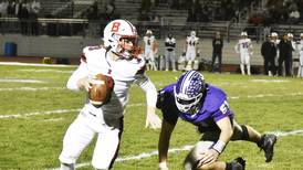 Turnovers, penalties, botched snaps doom Benet in second-round loss to Rochelle
