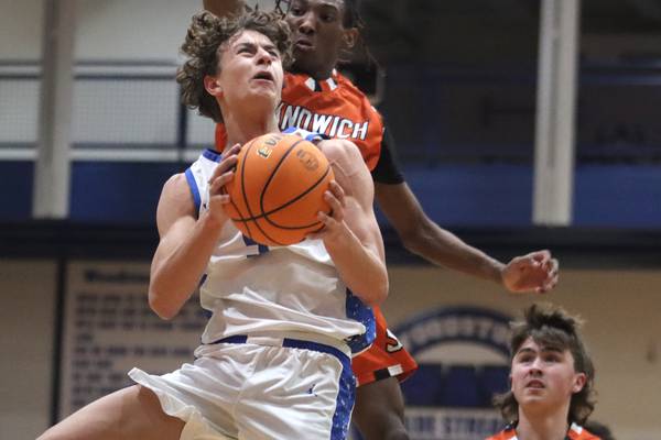 Woodstock’s Max Beard aims for top of hill: Northwest Herald boys basketball notes