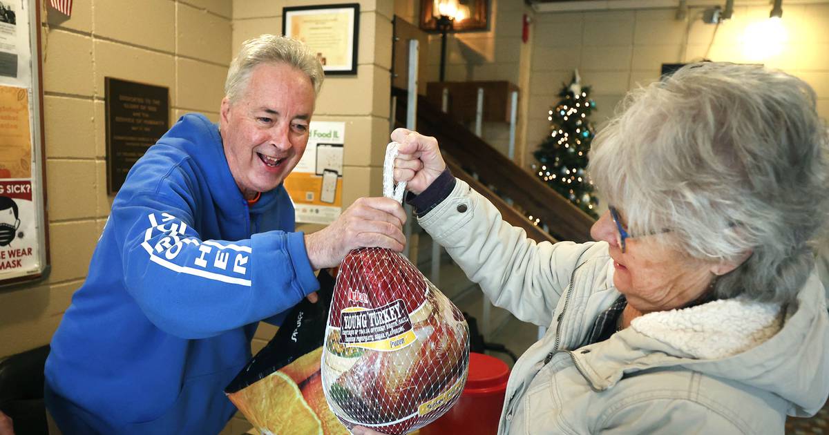 Turkey drives collects enough to feed hundreds in DeKalb this Thanksgiving