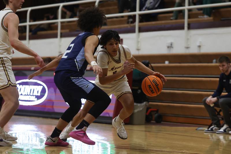 Morris’ Luisi Loza drive to the baseline against Plainfield South on Wednesday, Jan 29, 2025 in Morris.