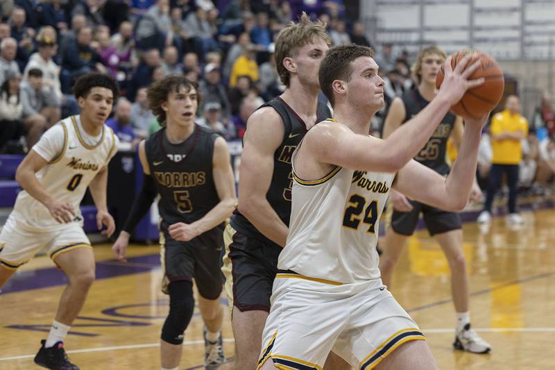 Sterling’s Lucas Austin goes to the hoop against Morris Wednesday, Feb. 22, 2023 in the 3A sectional semifinal game.