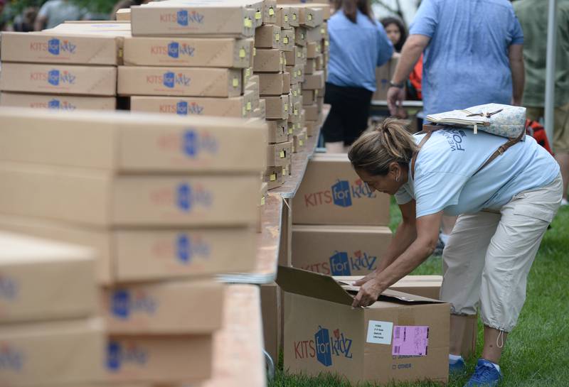 Photo Gallery Back to School fair for Cicero District 99 Shaw Local