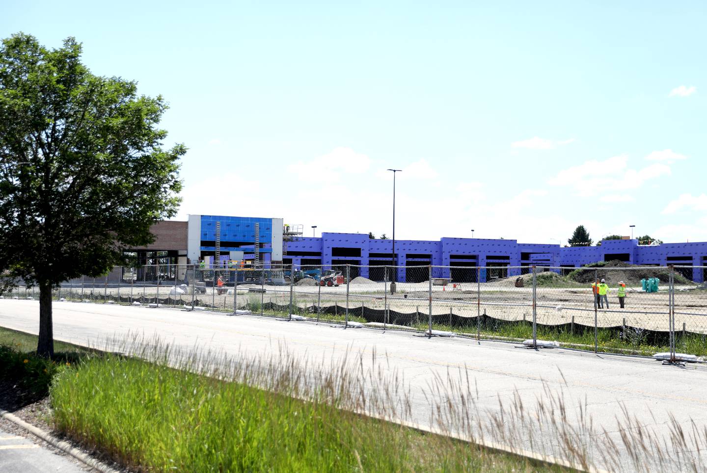 Fox Haven Square will open this year on east side of St. Charles.