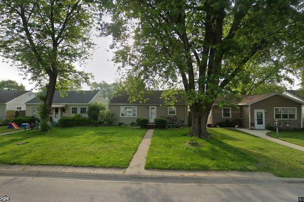 Single-family home sells in Bradley for $195,000