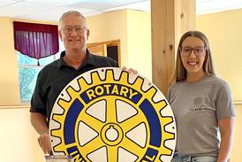 Ottawa Noon Rotary donates to Arukah Living Room facility