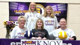Serena’s Nicollette Walsh selects Knox College