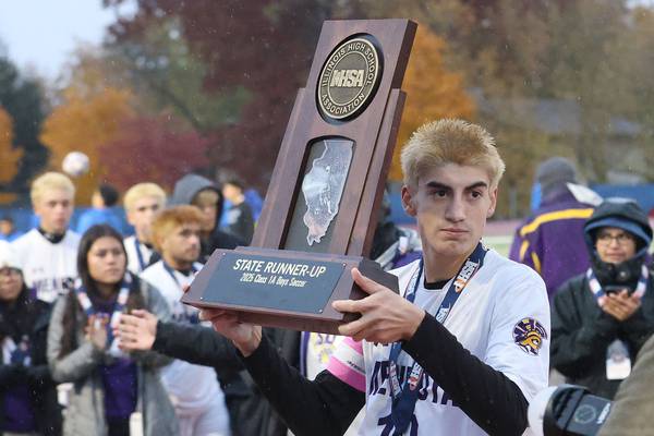 Mendota rallies to tie, but comes up short in IHSA Class 1A state championship game