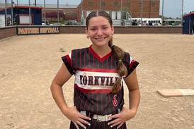 Freshman Alyssa Muhlbach sparks Yorkville’s seventh-inning rally, win at Oswego