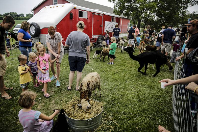 Mokena park district bringing the country to everyone with the annual Farm and Barn Fest Shaw