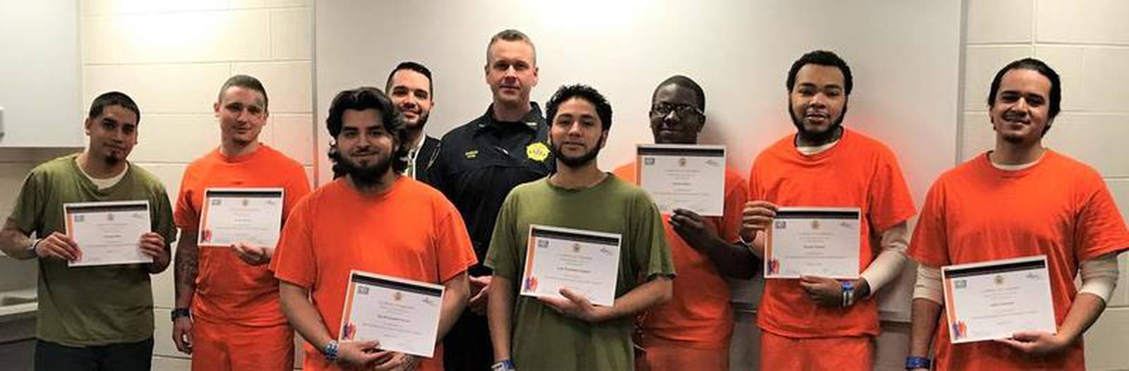 Detainees graduate from manufacturing class in jail Shaw Local