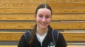 Aubrey Lamberti’s coast-to-coast drive and buzzer-beater sends Oswego East past Neuqua Valley in regional semi