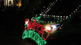 Frigid weather cancels luminary lights in Crystal Lake Thursday