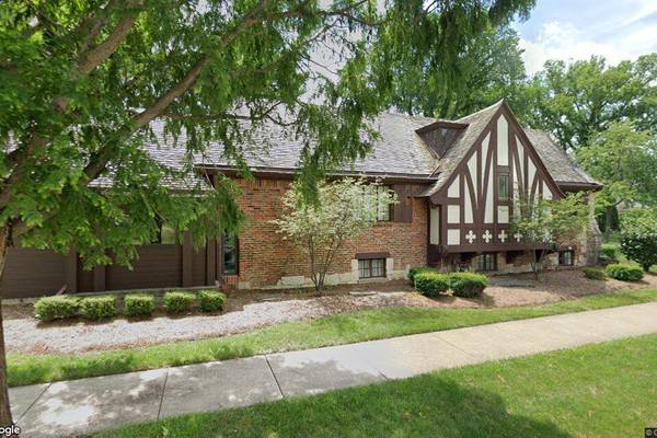 Single-family home built in 1925 sells for $1.47 million in Elmhurst