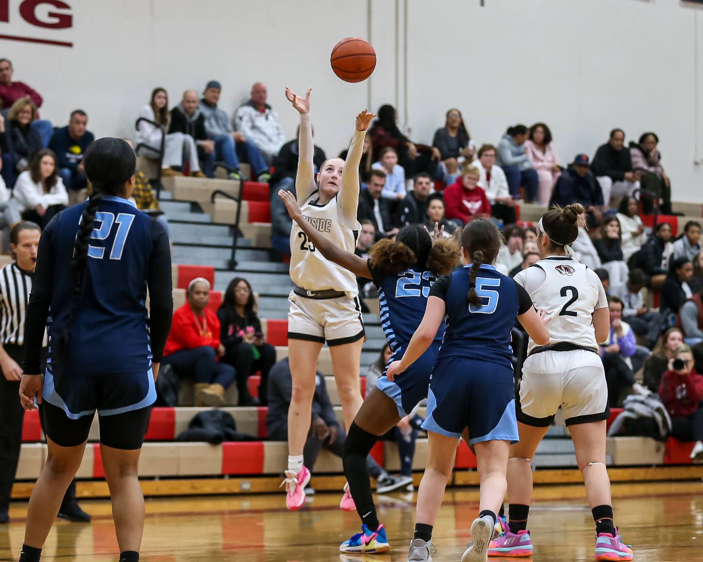 Plainfield North's Sydney Scott (25) shoots a jump shot during basketball game between Plainfield South at Plainfield North. Jan 4, 2024.