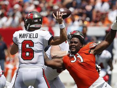 What can Chicago Bears do to improve pass rush? 