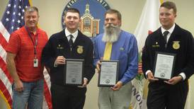 Kendall County recognizes Newark agriculture teacher and students for their achievements