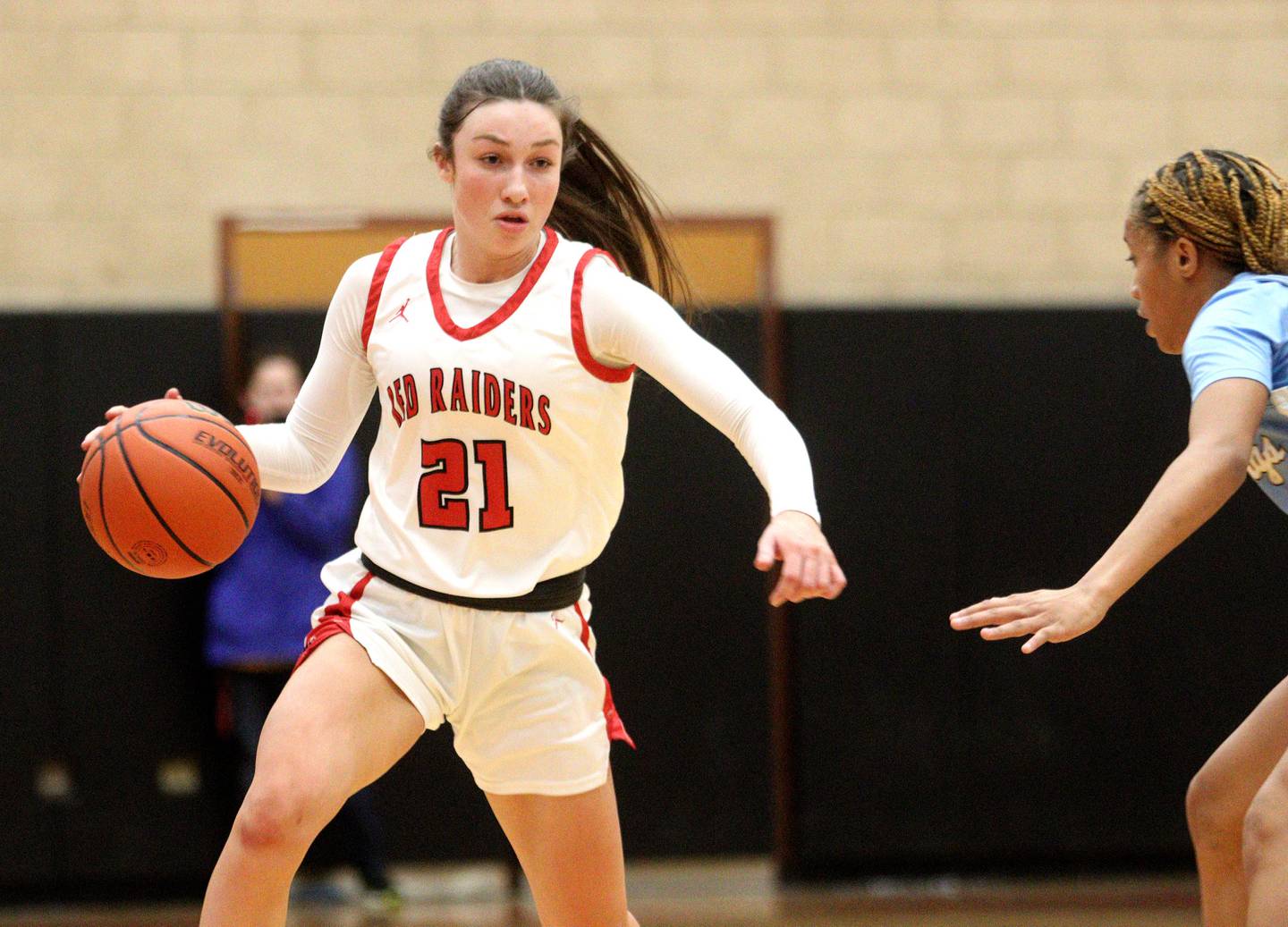 Huntley’s Sammi Campanelli moves the ball during IHSA Class 4A Regional title game action against Rockford Guilford at Huntley on Friday.