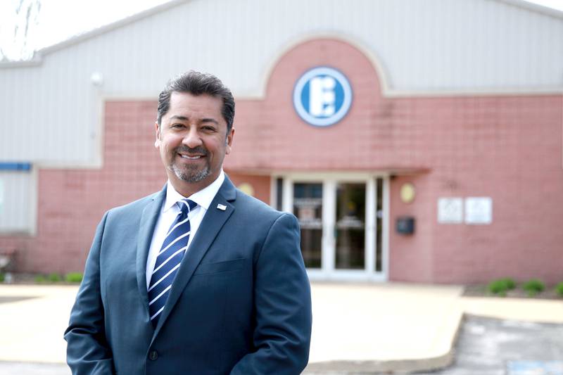Elburn Trustee and retired Cook County Sheriff Detective Lou Santoyo has announced his candidacy for Kane County Sheriff.