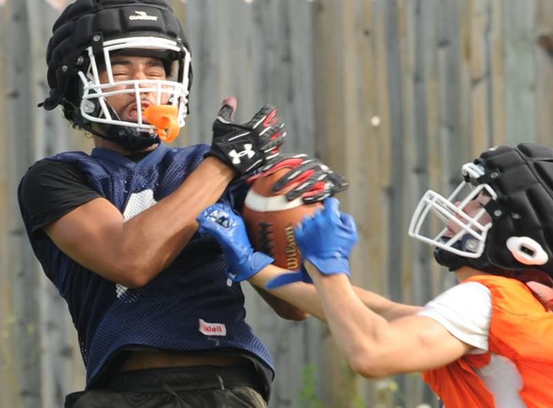 Photos Oswego High School football practice Shaw Local