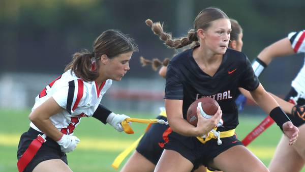 Girls flag football: 2025 All-Fox Valley Conference team announced
