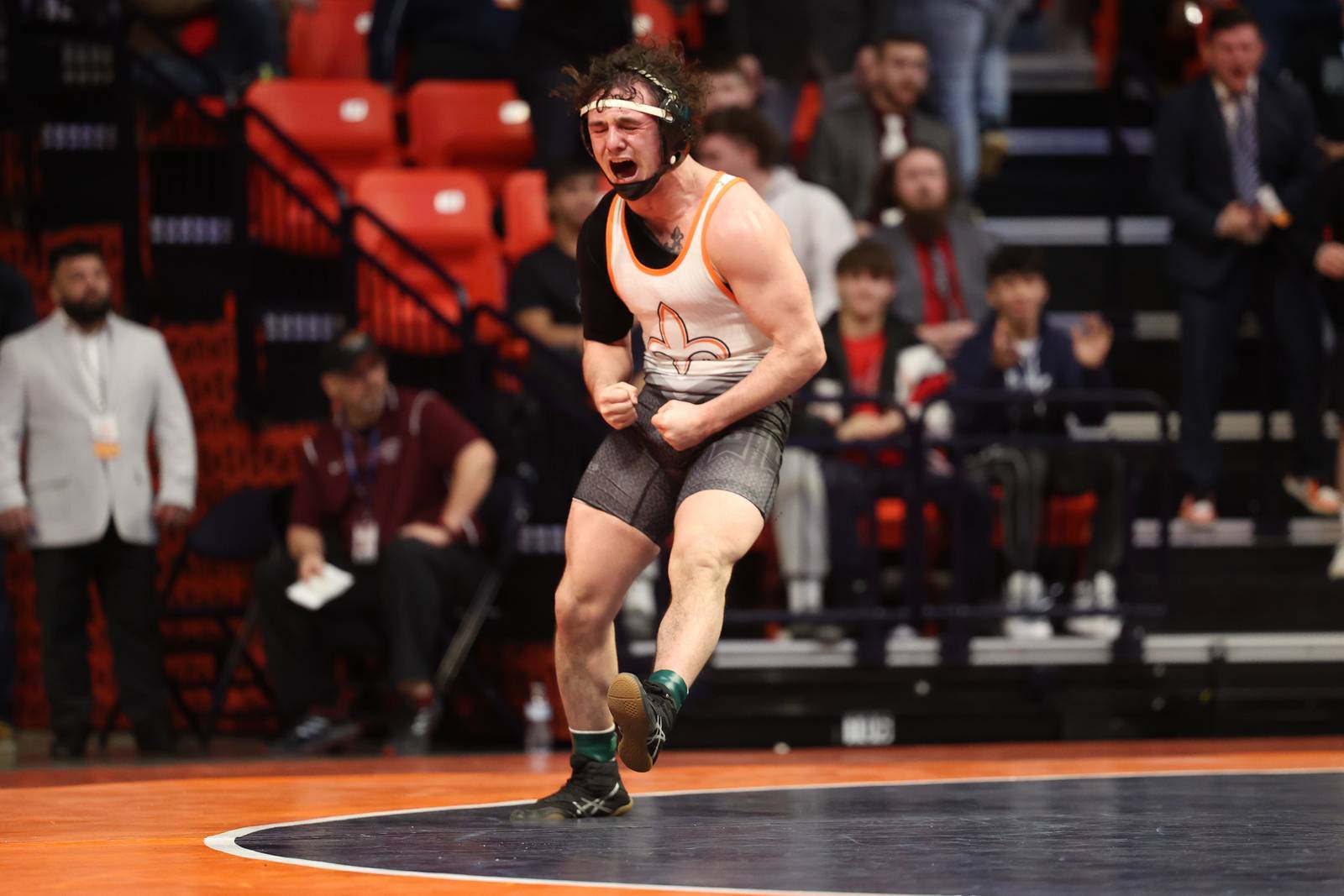 Wrestling St. Charles East aiming to cap off historic season with