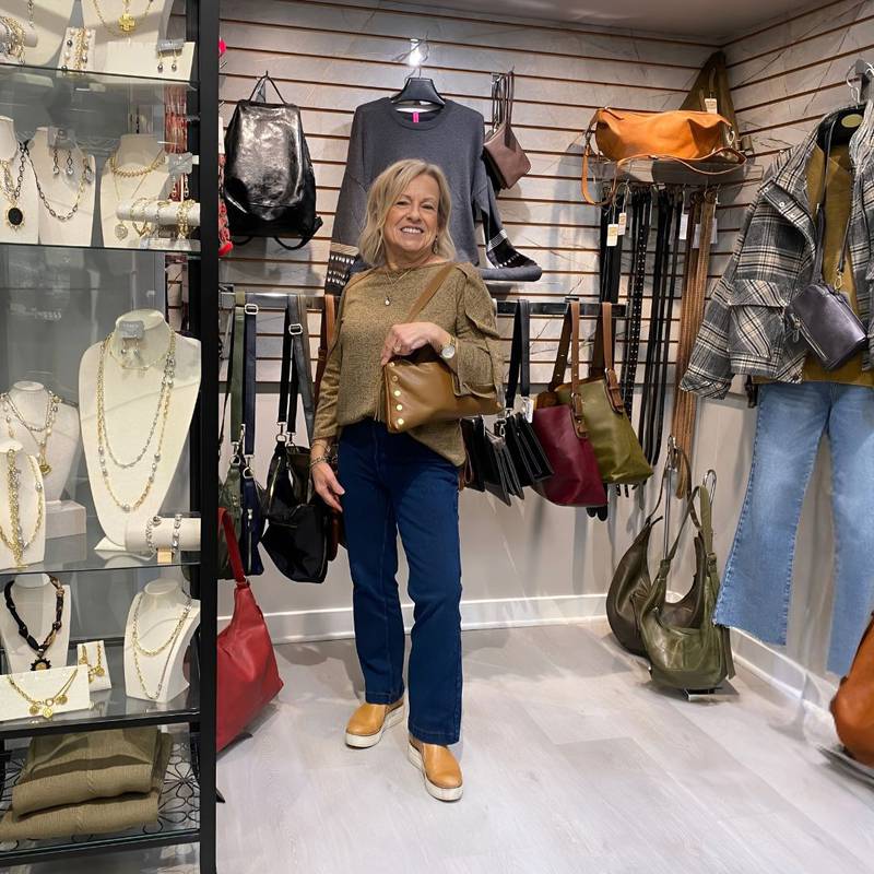 Clothes Gallery - Fall/Holiday 2025 Accessories That Elevate—Without Overpowering