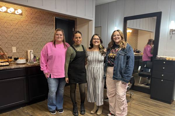 Gloss Society relocates to St. Vincent Avenue in La Salle