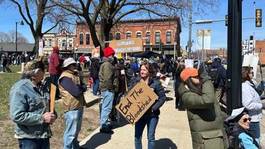 Veteran speaks at No Kings rally, Oregon Illinois