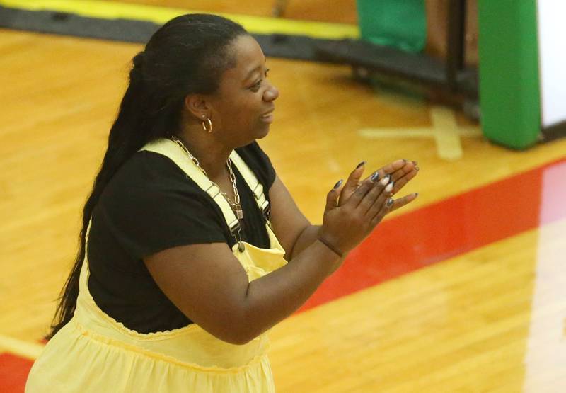 Sycamore head volleyball coach Jennifer Charles coaches her team against L-P on Tuesday, Sept. 23, 2025 in Sellett Gymnasium at L-P High School.