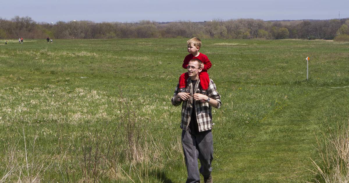 The Local Scene: Celebrate Earth Day with hikes and plants in McHenry County