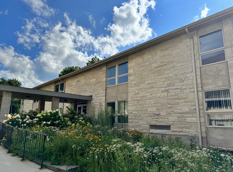 Teacher Suzannah Walter, who is head of the school, said the class will be for children ages 3 to 6, and they will be taught in one classroom, as per the Montessori method of education. She has begun giving tours to parents and children and already has started accepting applications.