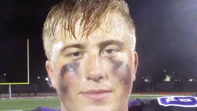 Downers Grove North beats Hinsdale Central for first time since 2006, takes back Old Oaken Bucket